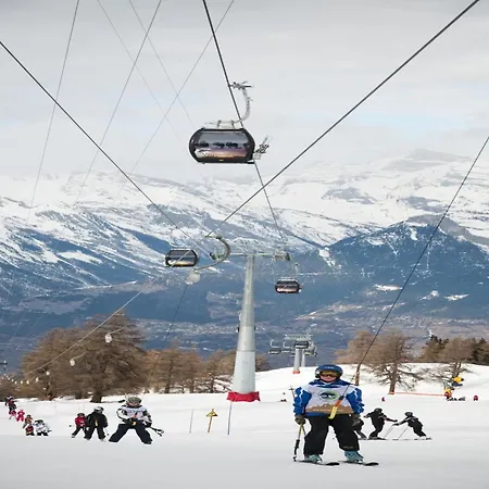 Modern In * Veysonnaz