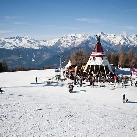 Modern In فييسوناز